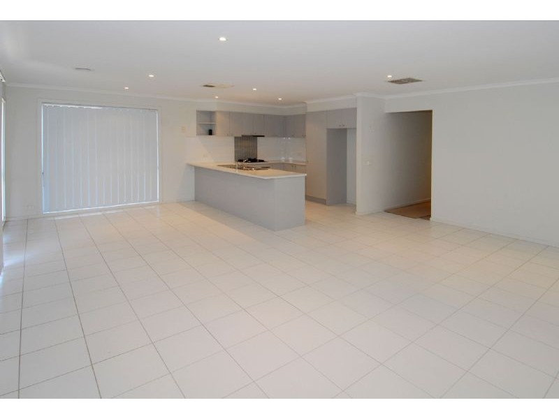 51 Foleys Road, Deer Park VIC 3023