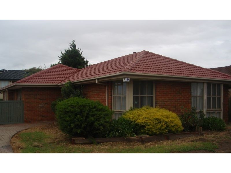 37 Prince Albert Cresent, Taylors Lakes VIC 3038