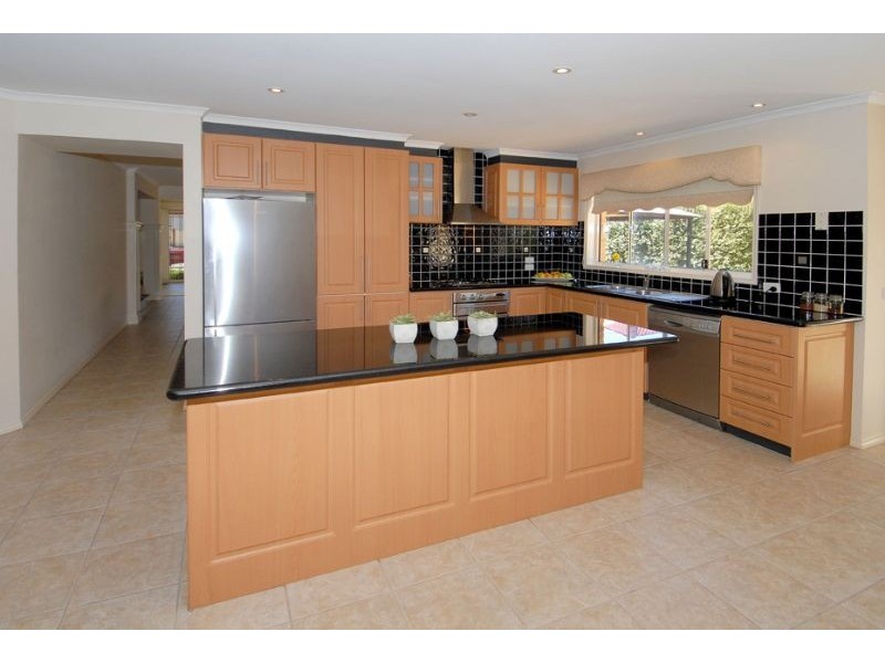 24  Cochrane Street, Cairnlea VIC 3023