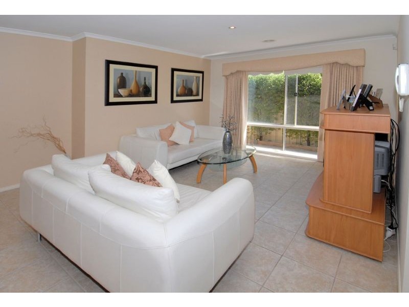 24  Cochrane Street, Cairnlea VIC 3023