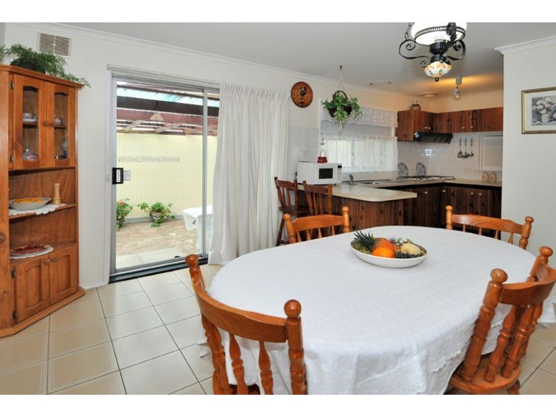 1 Duval Court, Albanvale VIC 3021