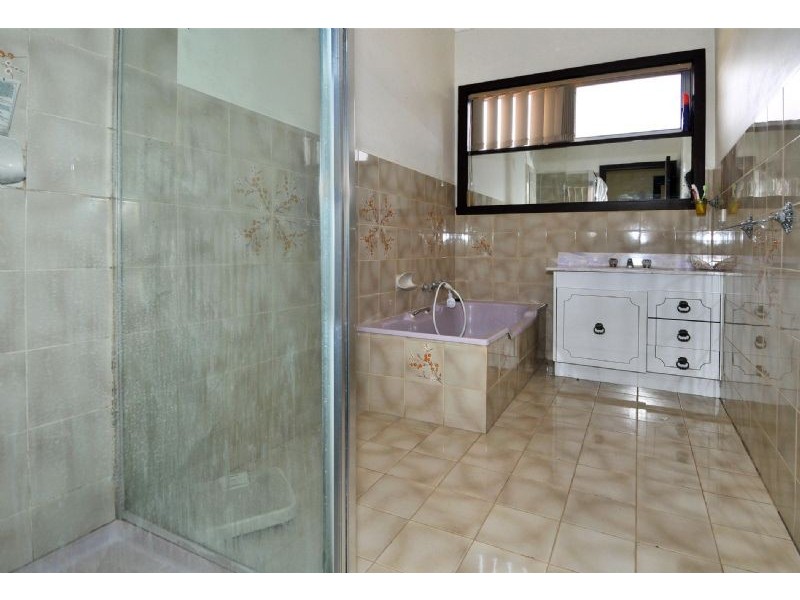 36 Dumfries Street, Deer Park VIC 3023