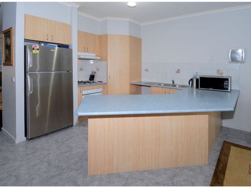 2 Lantern Court, Cairnlea VIC 3023