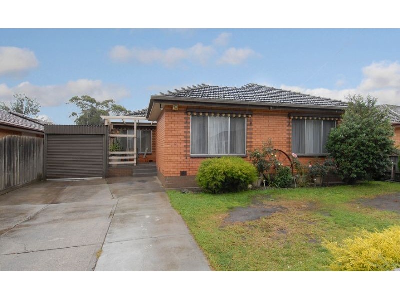 12 Wood Street, Deer Park VIC 3023