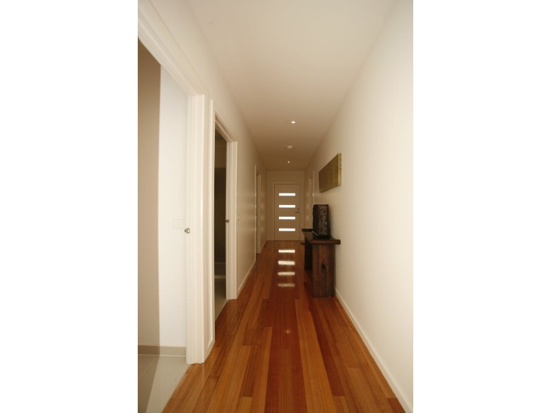 12 Earlsferry Lane, Deer Park VIC 3023