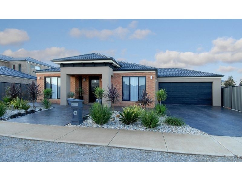 11 Chartwell Crescent, Derrimut VIC 3030