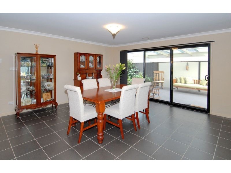 11 Chartwell Crescent, Derrimut VIC 3030