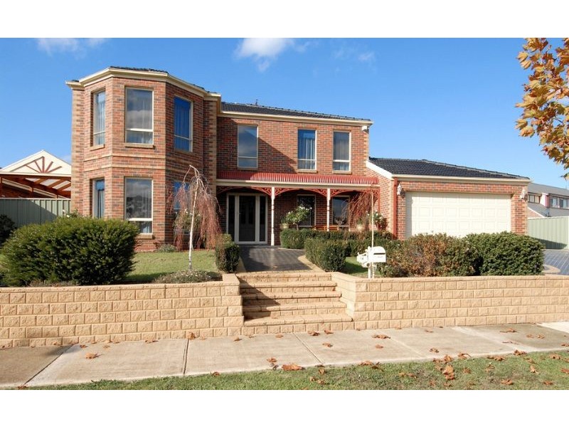 14 Stockton Drive, Cairnlea VIC 3023