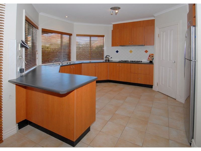 14 Stockton Drive, Cairnlea VIC 3023