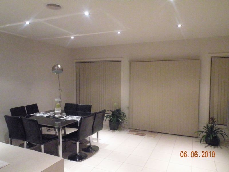 6 Oatlands lane, Cairnlea VIC 3023