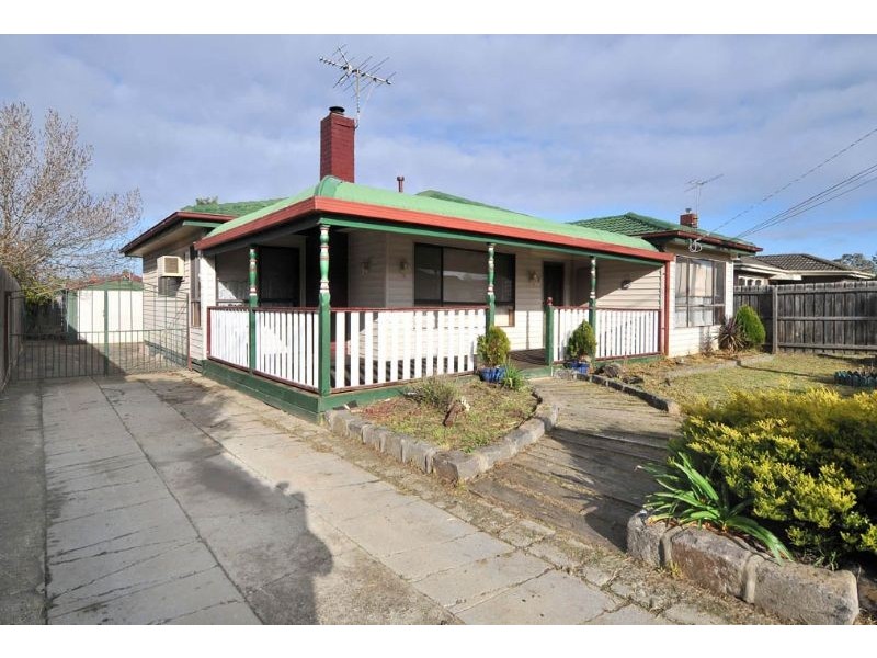 11 Throsby Crescent, Deer Park VIC 3023