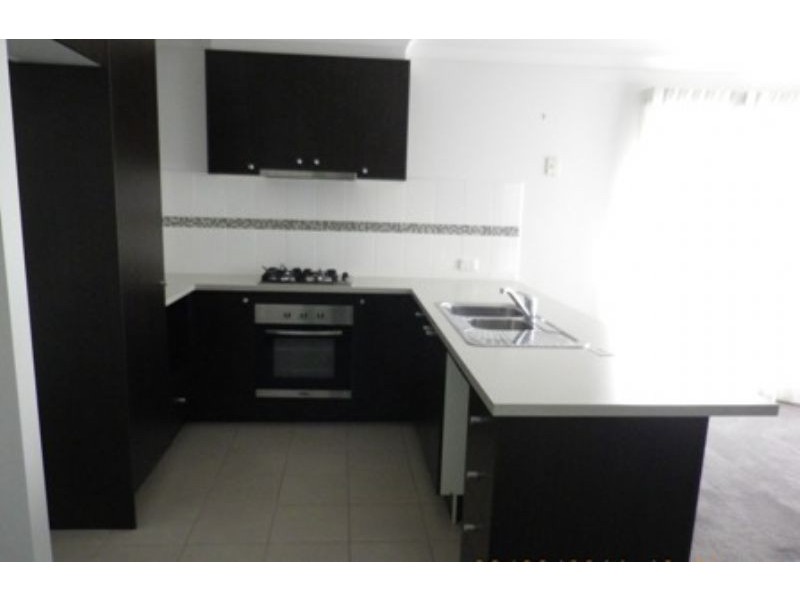 36 Erin Square, Deer Park VIC 3023