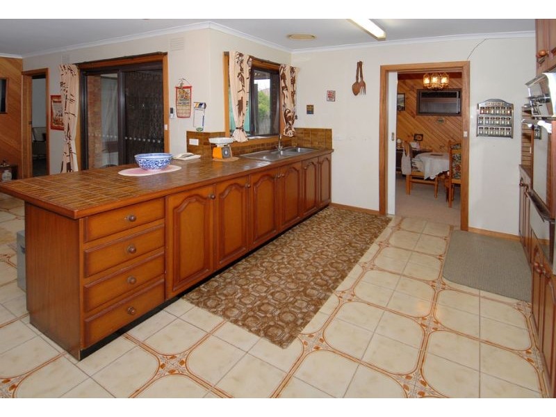 23 Huddersfield Road, Deer Park VIC 3023