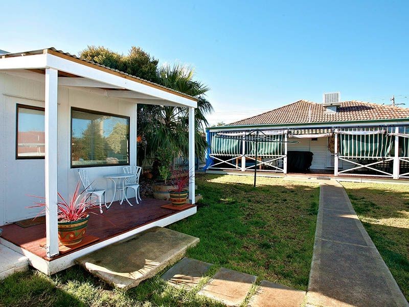 11 Little Street, Deer Park VIC 3023