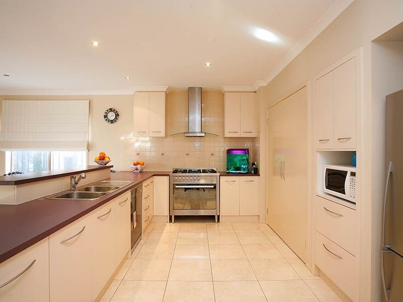 8 Southsea Avenue, Derrimut VIC 3030