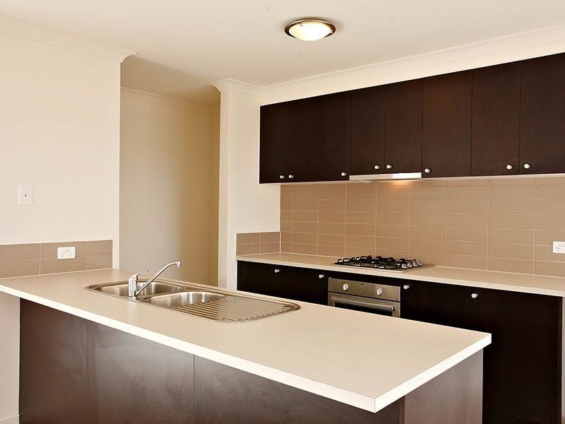 33 Levenia Street, Cairnlea VIC 3023