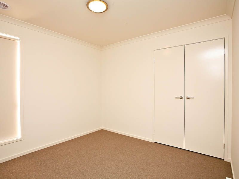 33 Levenia Street, Cairnlea VIC 3023