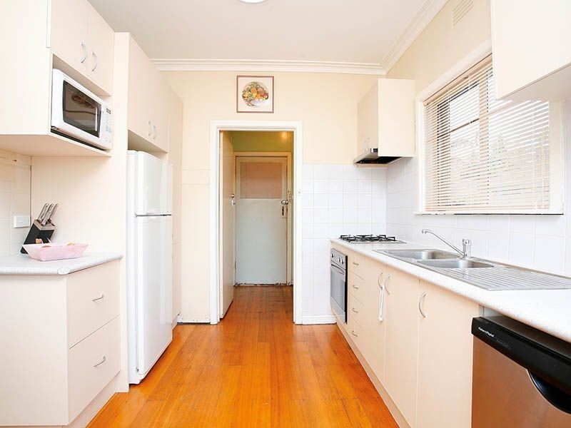 56 Railway Parade, Deer Park VIC 3023