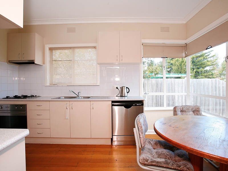 56 Railway Parade, Deer Park VIC 3023