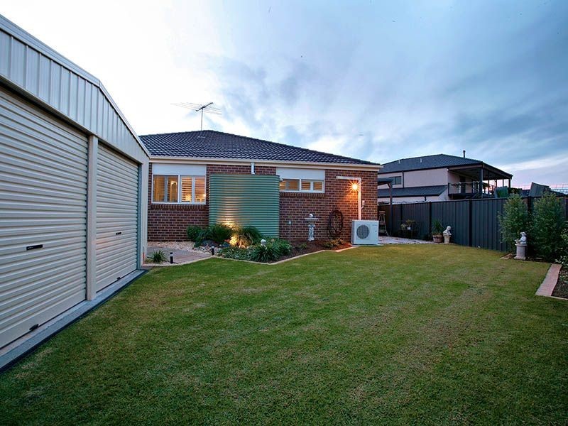 2 Pendragon Crescent, Derrimut VIC 3030