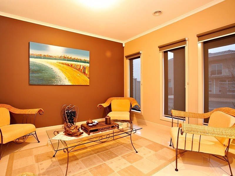 4 Coliban Gardens, Caroline Springs VIC 3023