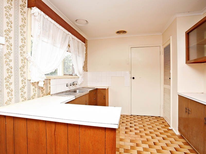 28 Marcellin Court, Deer Park VIC 3023