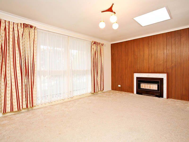 28 Marcellin Court, Deer Park VIC 3023