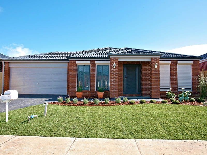 13 Old Course Crescent, Deer Park VIC 3023