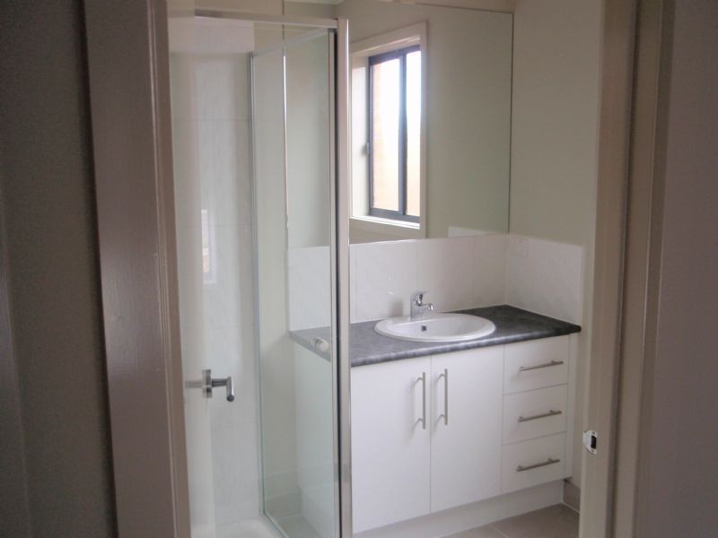 21 Abernathy Avenue, Deer Park VIC 3023