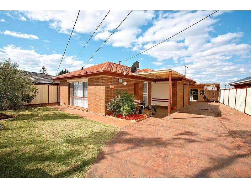 40 Opie Road, Deer Park VIC 3023