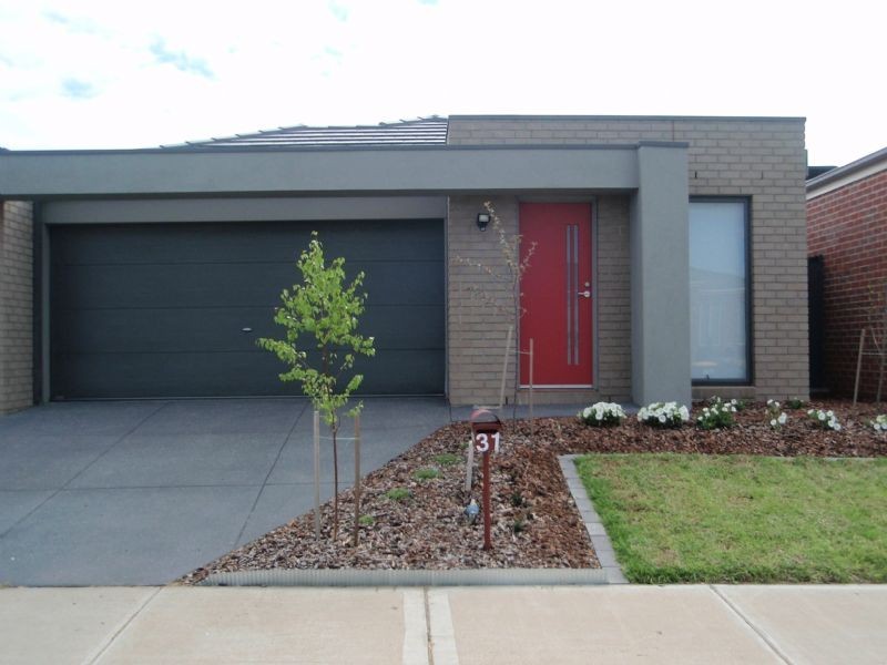 31 O’Connor Drive, Deer Park VIC 3023