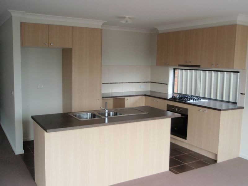 31 O’Connor Drive, Deer Park VIC 3023