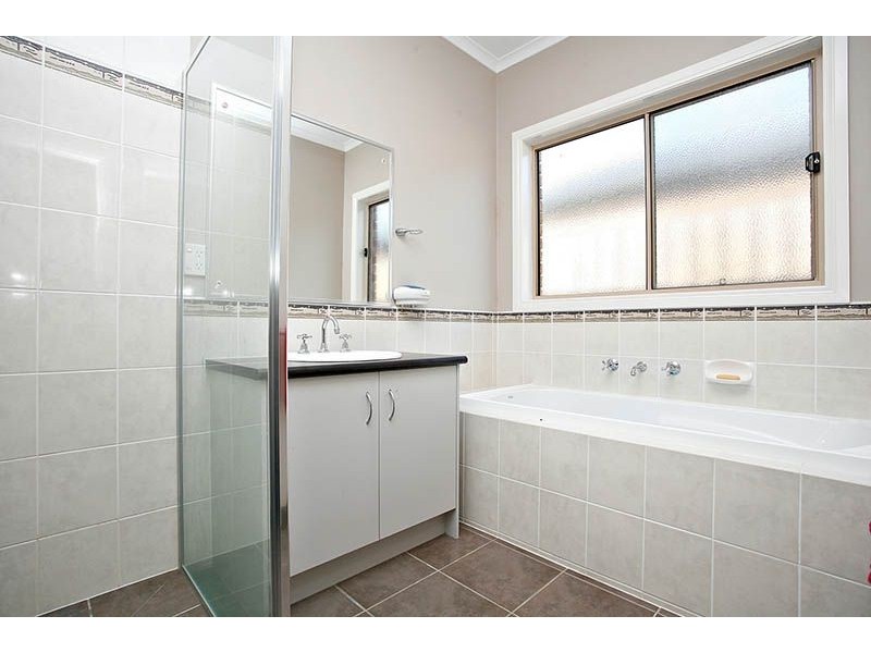 19 Jennifer Court, Derrimut VIC 3030