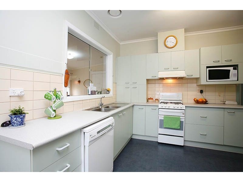 43 Salmond Street, Deer Park VIC 3023