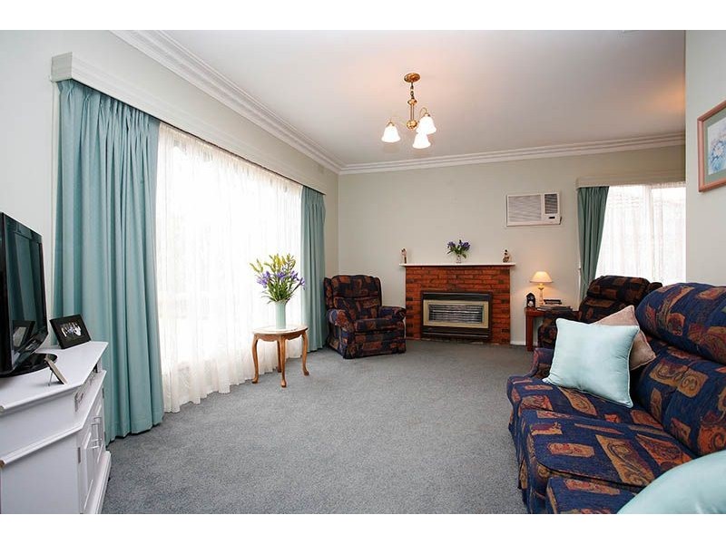 43 Salmond Street, Deer Park VIC 3023