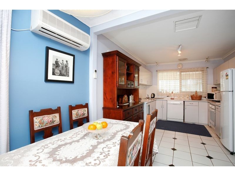 11 Little Street, Deer Park VIC 3023