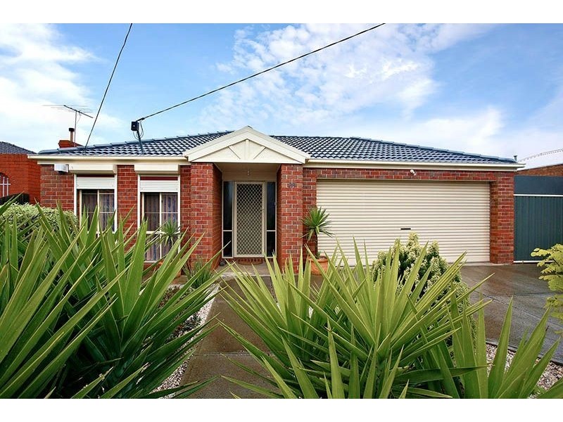 26 Lee Street, Deer Park VIC 3023