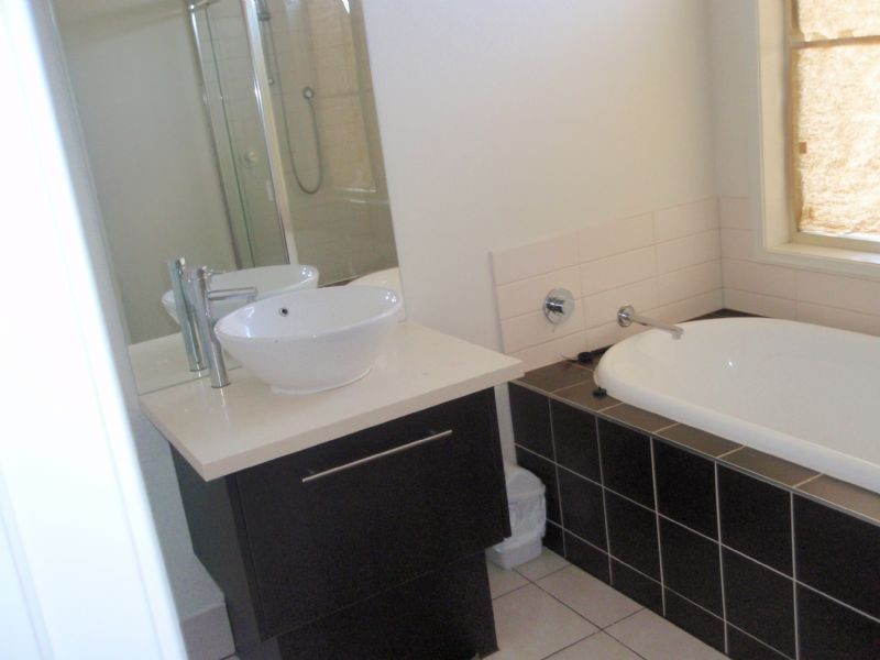 5 Bothwell Green, Derrimut VIC 3030