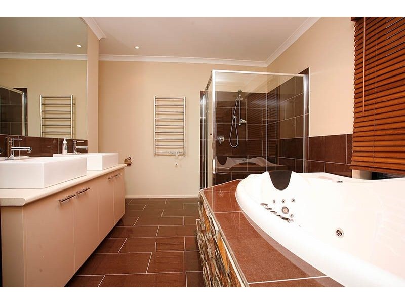 11 Stafford View, Derrimut VIC 3030