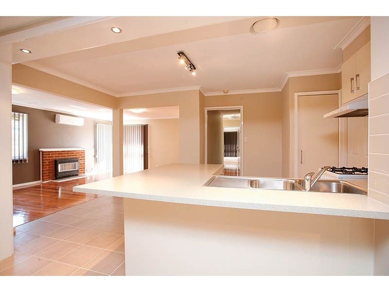 15 Meager Street, Deer Park VIC 3023