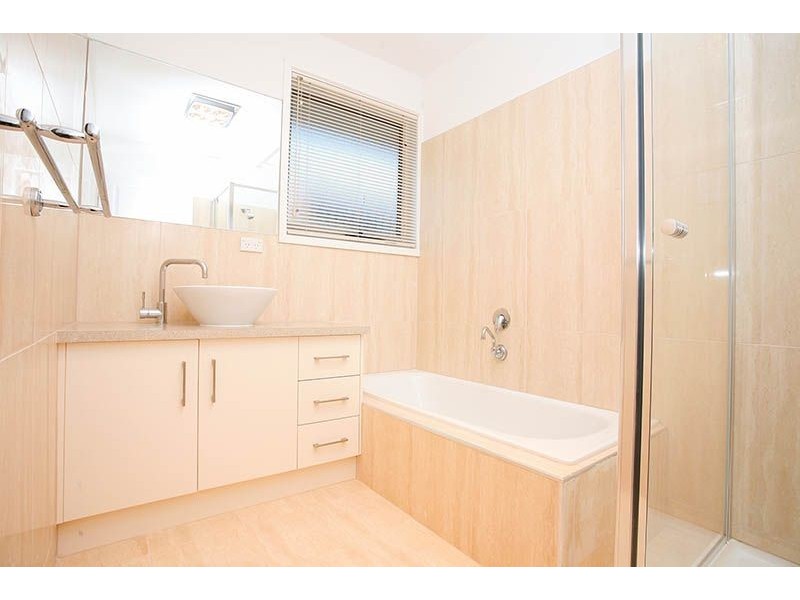 15 Meager Street, Deer Park VIC 3023