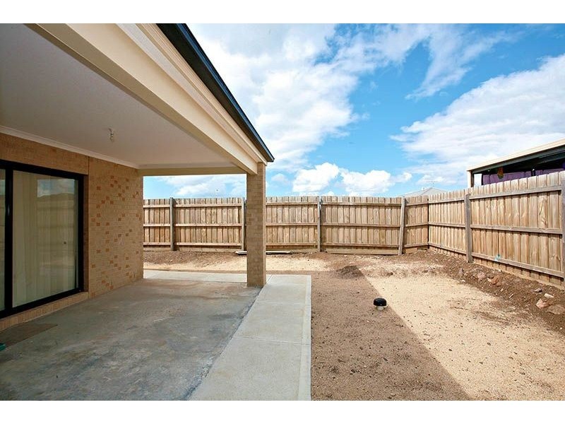 5 Jennifer Crt, Derrimut VIC 3030
