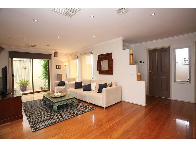 67 Stevenage Crescent, Deer Park VIC 3023