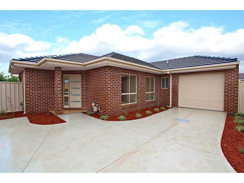 Unit 4/103 Quinn, Deer Park VIC 3023