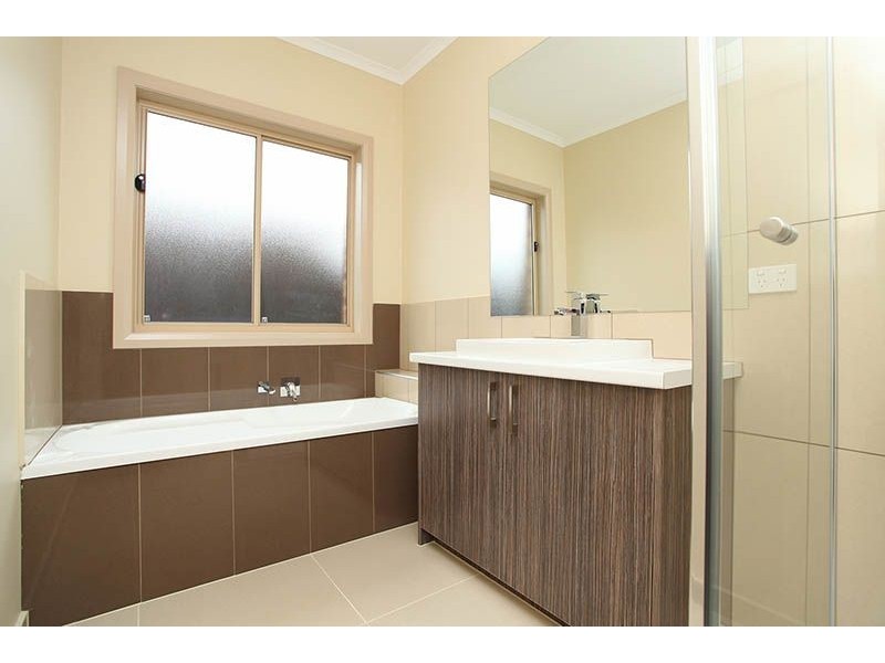 Unit 4/103 Quinn, Deer Park VIC 3023