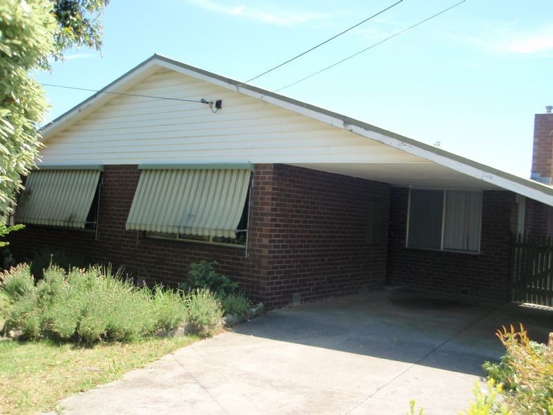 4 Peter Chanel Court, Deer Park VIC 3023