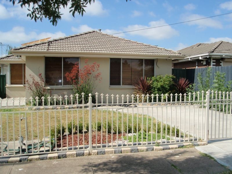 1 Lancaster Street, Sunshine North VIC 3020