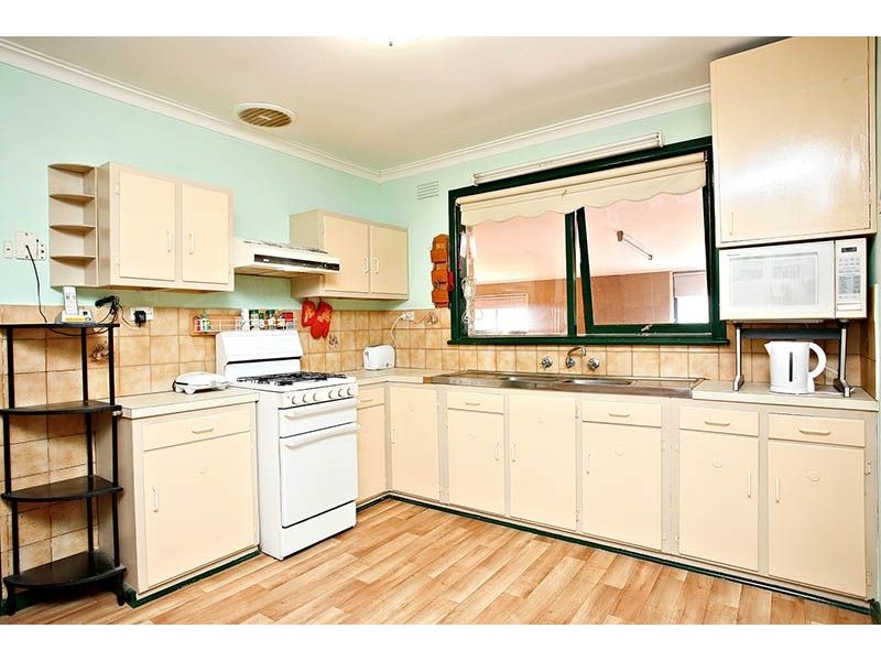 13 Stevenston Street, Deer Park VIC 3023