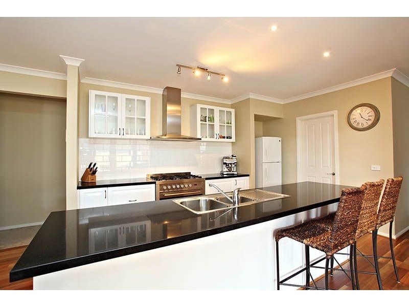 5 Eagle Way, Deer Park VIC 3023