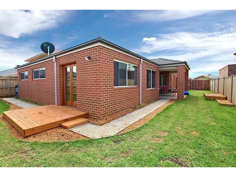 5 Eagle Way, Deer Park VIC 3023